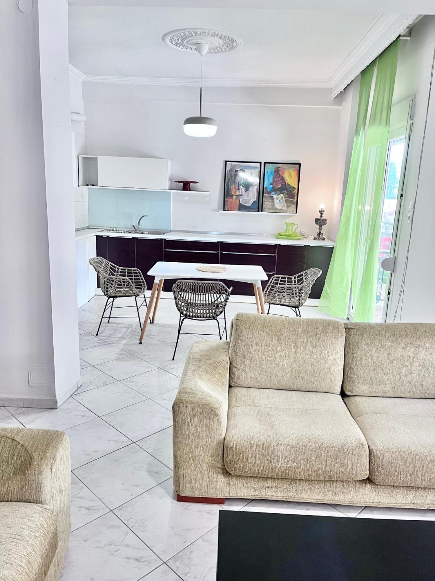 Central 7 - Stylish Apartment Komotiní Extérieur photo